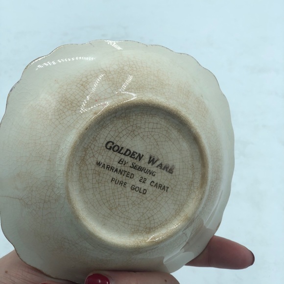 Floral Gold Edged Bowl - Picture 4 of 5